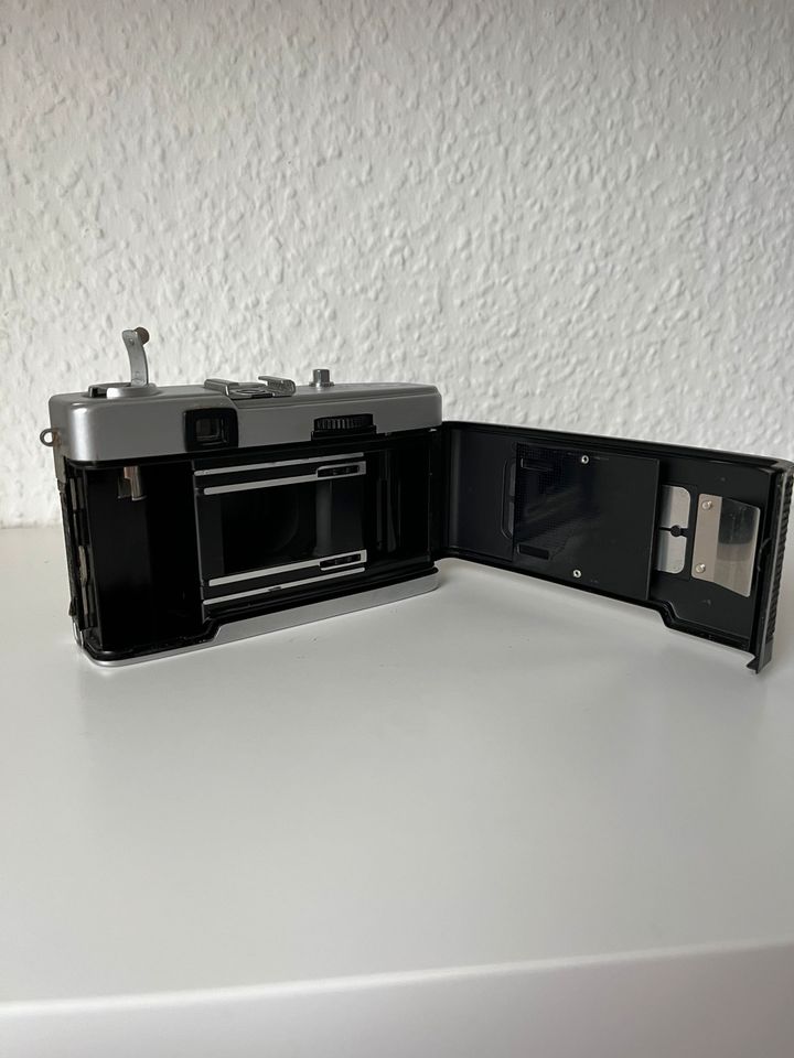 Vintage Kamera Olympus Trip 35 Schöner alter Fotoapparat in Recklinghausen