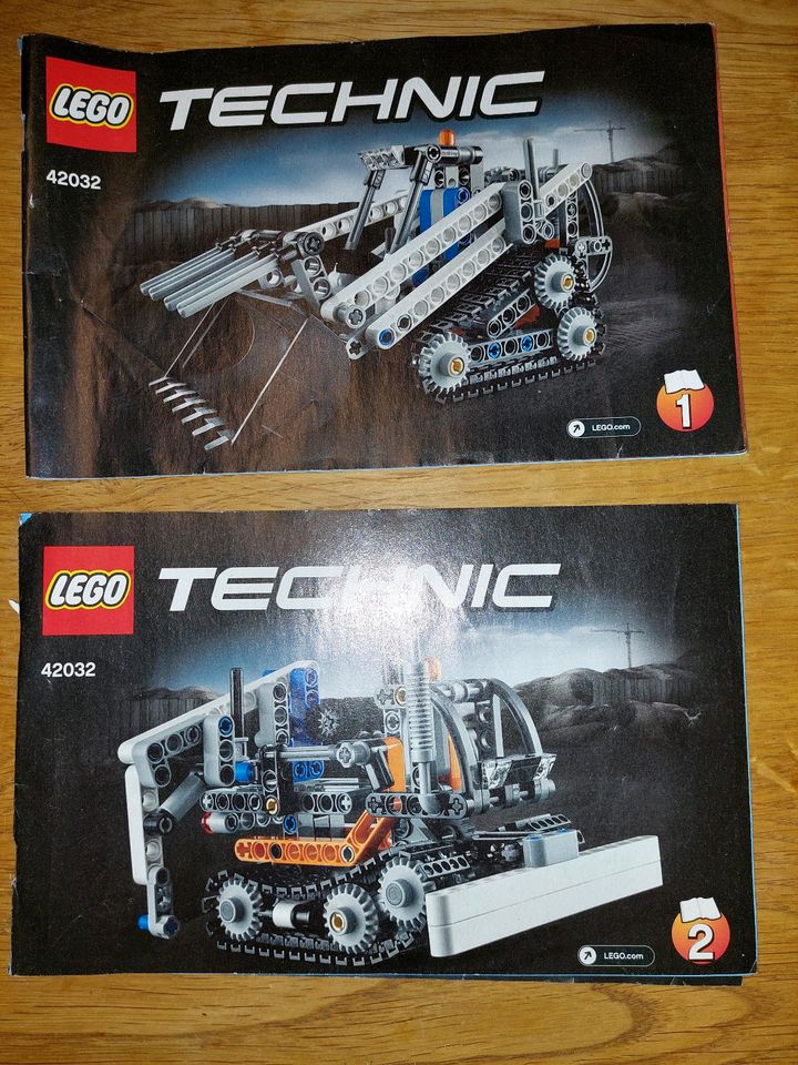 Lego, Technic, Raupenlader 42032 in Mülheim (Ruhr)