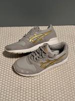 Asics Tiger Sneaker grau gold mit Fell Gel-Lyte 37,5 Hessen - Gießen Vorschau