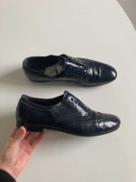 Prada Loafer Halbschuhe schwarz Lederschuhe basic gelocht Wandsbek - Hamburg Marienthal Vorschau