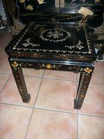 Altes chinesisches Tischchen mit Perlmutt-Intarsien Hessen - Schaafheim Vorschau