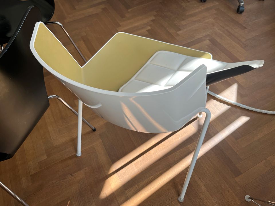 Design AÏKU Stuhl Weiß MDF Italia in Berlin