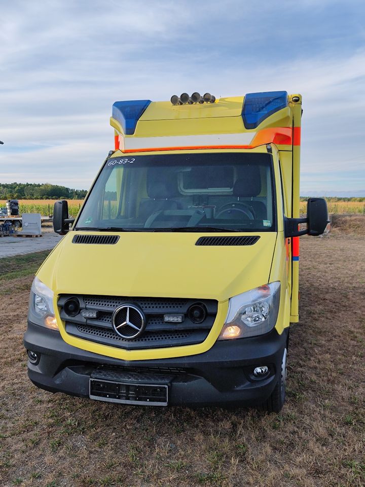 Krankenwagen RTW 519 CDI aus 05.2014 in Finsterwalde