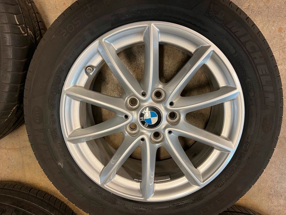 16 Zoll BMW Alufelgen Sommerreifen 2er F45 F46 Actice Gran Tourer in Brühl