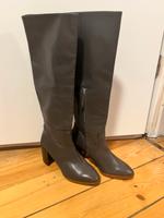 Zara Stiefel Leder Gr. 39 NEU grau Wildleder Vegesack - Schönebeck Vorschau