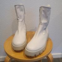 Paul Green Boots  Leder Creme Gr. 7 1/2 Baden-Württemberg - Sindelfingen Vorschau