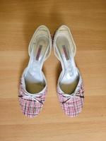Damen Schuhe, Pumps, Größe 38, Farbe kariert in Rosa und Weiß Rheinland-Pfalz - Großseifen Vorschau