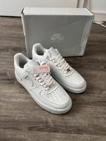Weiße Nike Air Force Nordrhein-Westfalen - Mülheim (Ruhr) Vorschau