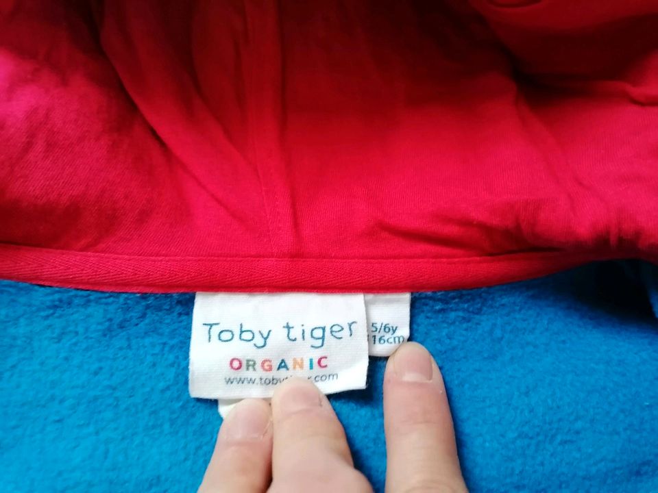 Toby Tiger Jacke Sweatjacke Größe 116 in Ludwigsburg