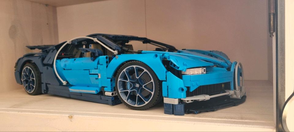 Lego Technic 42115 Lamborghini Sian Lego Technic Bugatti Chiron in Ettringen