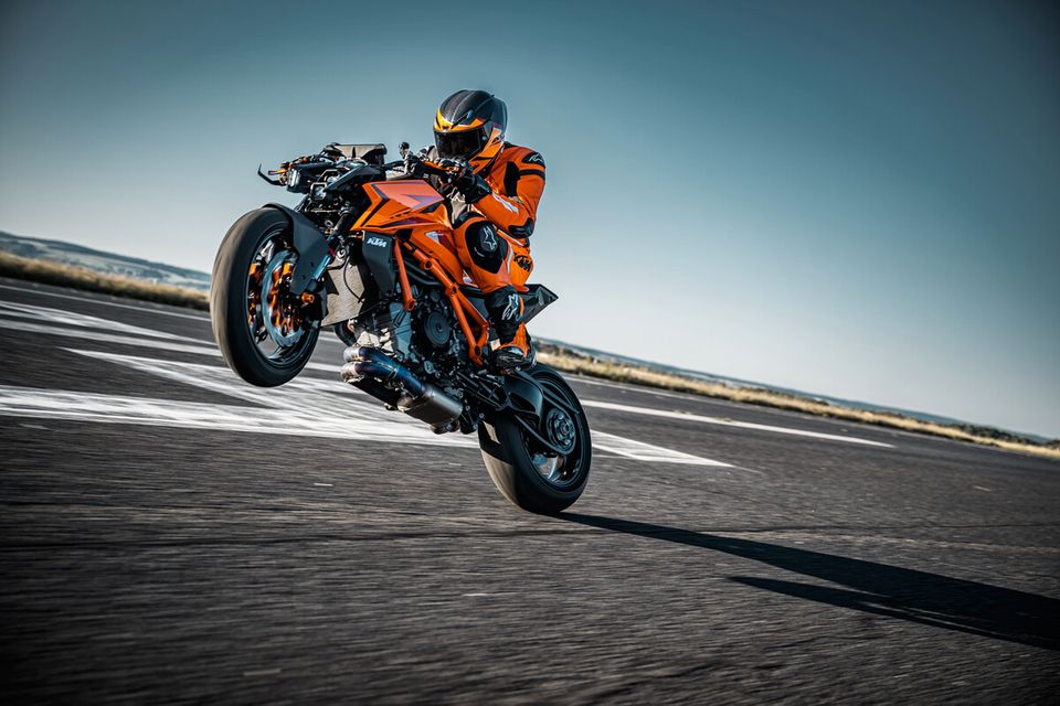 KTM 1390 Super Duke R Evo 2024 in Winnenden