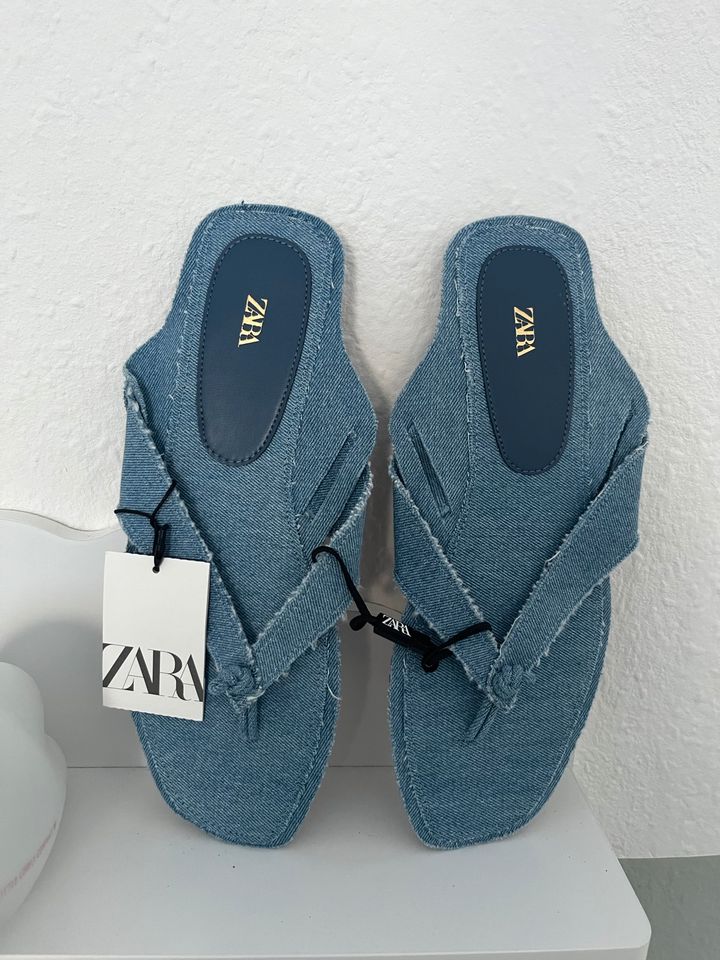 ZARA Jeans Flip Flops Zehentrenner Neu mit Etikett in Detmold