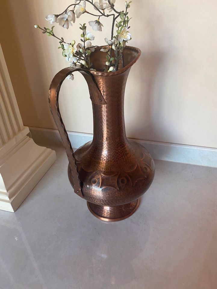 schöner Kupferkrug, Vase, Krug Kanne Handarbeit 50 cm hoch Ostern in Berlin