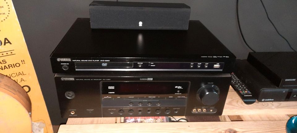 Yamaha AV Receiver RX-V363 + DVD Player S663 in Hamburg