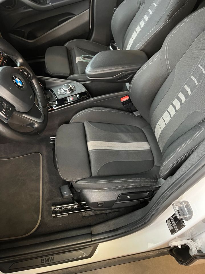 BMW X2 18i sDrive in Sassnitz