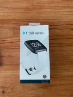 fitbit versa white band black aluminium case TOP Zustand OVP Nordrhein-Westfalen - Hückelhoven Vorschau