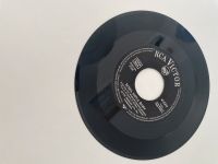 Vinyl Single „ Bossa Nova Baby“ Elvis Presley Hessen - Großkrotzenburg Vorschau