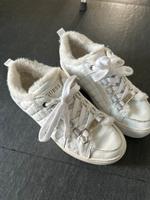 Guess Sneaker gefüttert - 38 Nordrhein-Westfalen - Bergkamen Vorschau