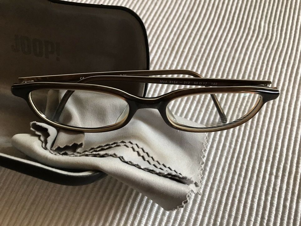 Joop Optiker-Brillengestell-Damen in Engen