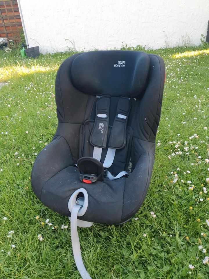 Autokindersitz King II von Britax in Koblenz