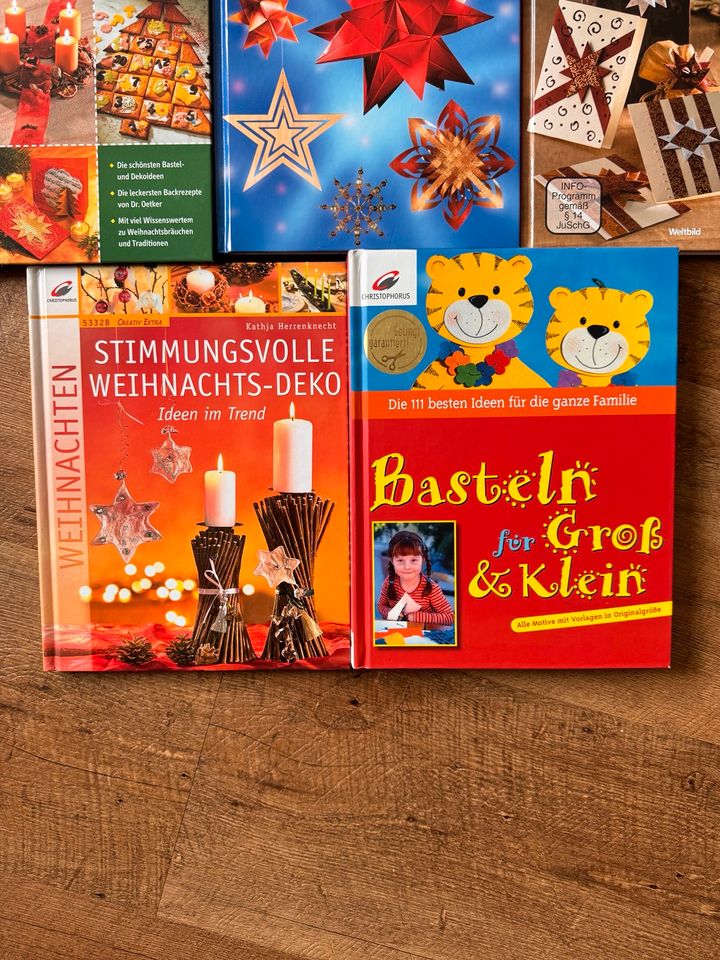 Bastelbücher Strickbuch Servietten falten gegen kleine Spende in Dresden