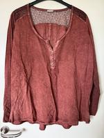 Schönes Tredy Blusenshirt Gr 48 Nordrhein-Westfalen - Wesel Vorschau