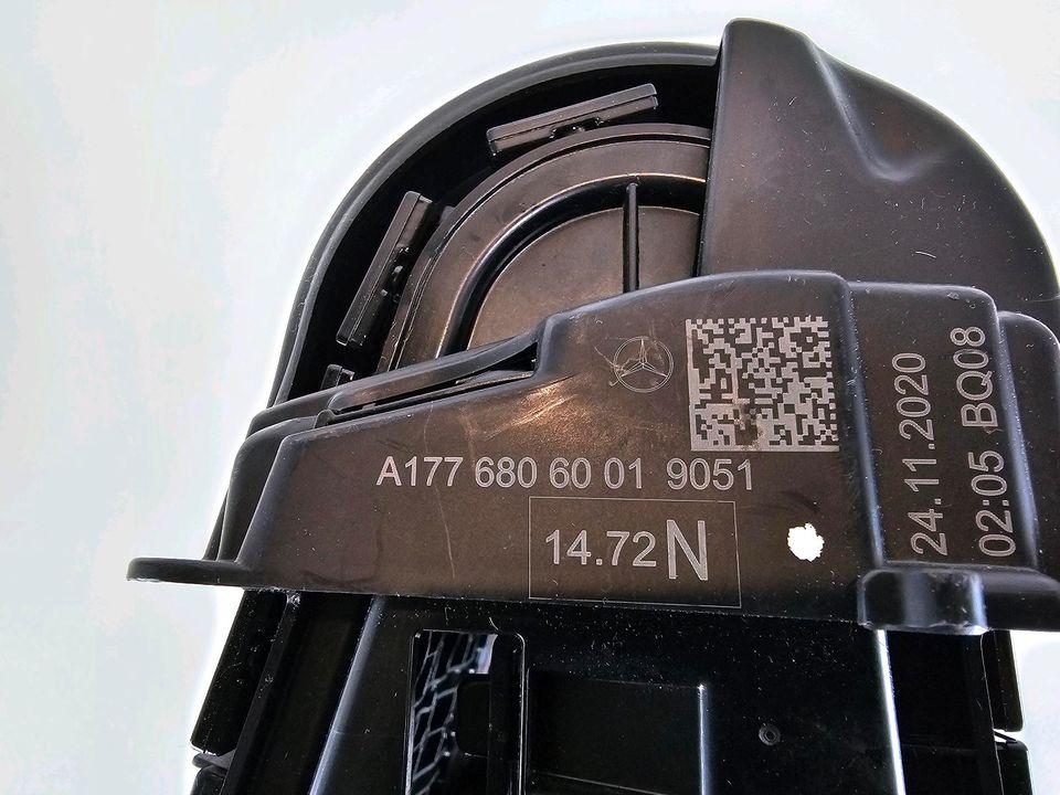 Mercedes W177 Mittelkonsole A1776806001 Getränkehalter Schiebefac 