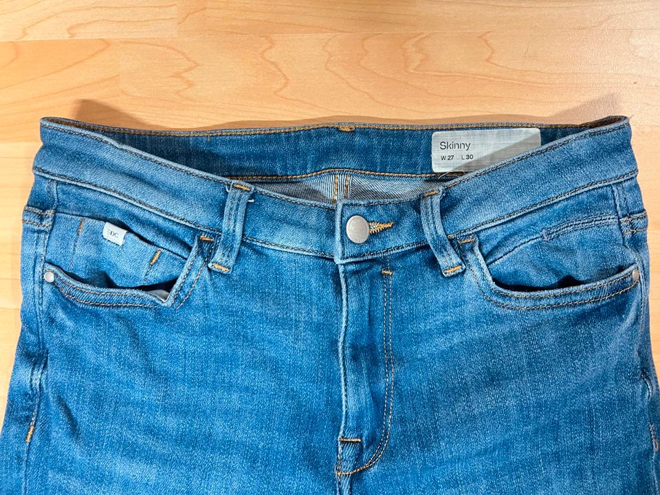 ESPRIT Jeans mit Superstretch SKINNY medium rise BLUE LIGHT 27/30 in Böhmenkirch