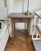 2x IKEA Hemnes Ablagetisch/Nachttisch graubraun Nordrhein-Westfalen - Bad Lippspringe Vorschau