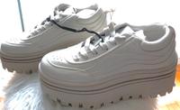Sneaker mit Profilsohle Frankfurt am Main - Kalbach-Riedberg Vorschau