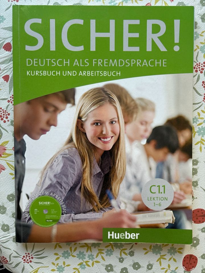 Sicher! Deutsch als Fremdsprache (Kursbuch und Arbeitsbuch) C1.1 in Berlin