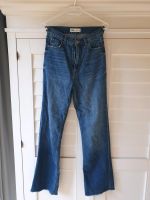 Zara Jeans highwaist Gr. 36 blau Niedersachsen - Oldenburg Vorschau