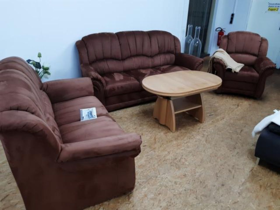 Hochwertige Möbel im Neuwertzustand zu verkaufen in Papenburg