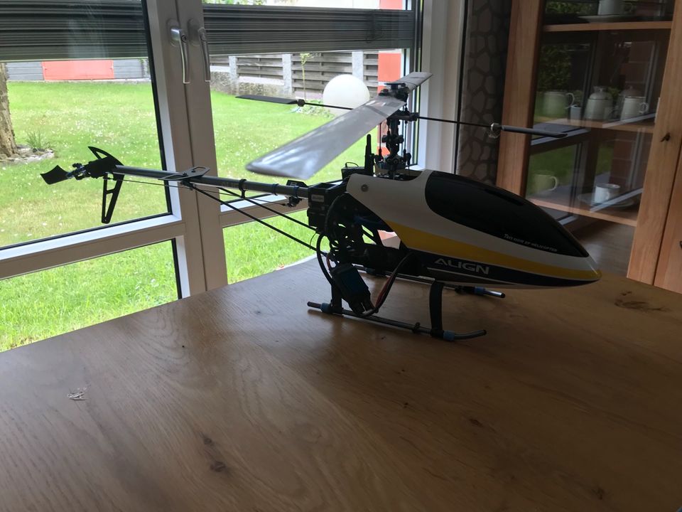 ALIGN Trex 450 SE Helicopter in Wuppertal