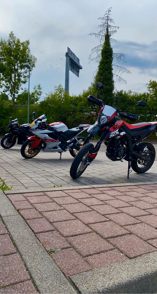 Yamaha YZF R125 in Burladingen