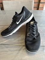 Nike sportschuh Größe 41 Nordrhein-Westfalen - Düren Vorschau