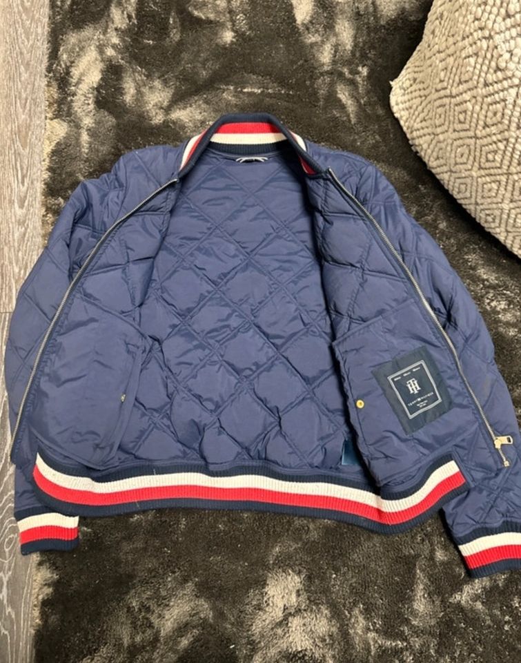 Tommy Hilfiger Jacke in Frechen