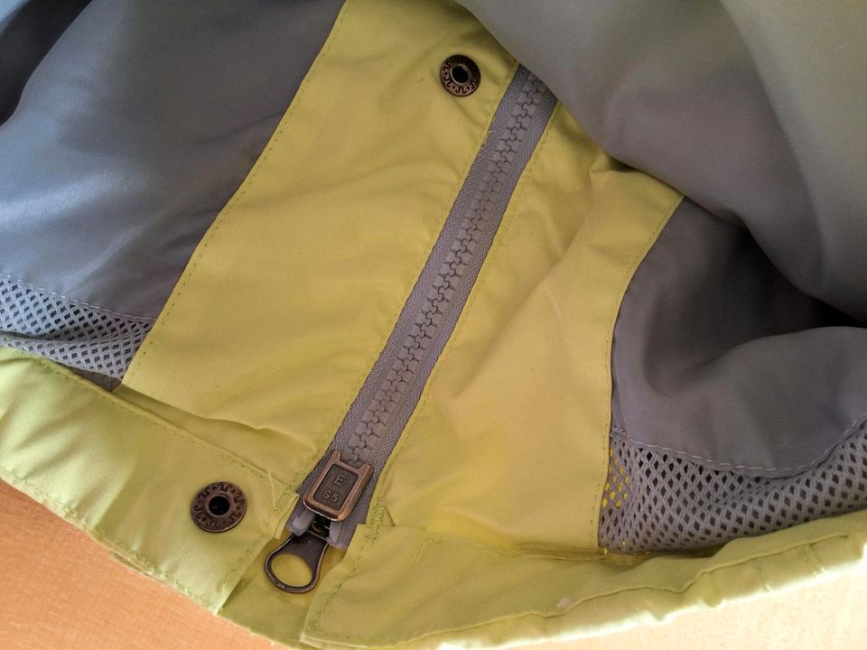 Jacke Sportjacke Gr.40 grün "MAUI SPORTS" in Rain Niederbay