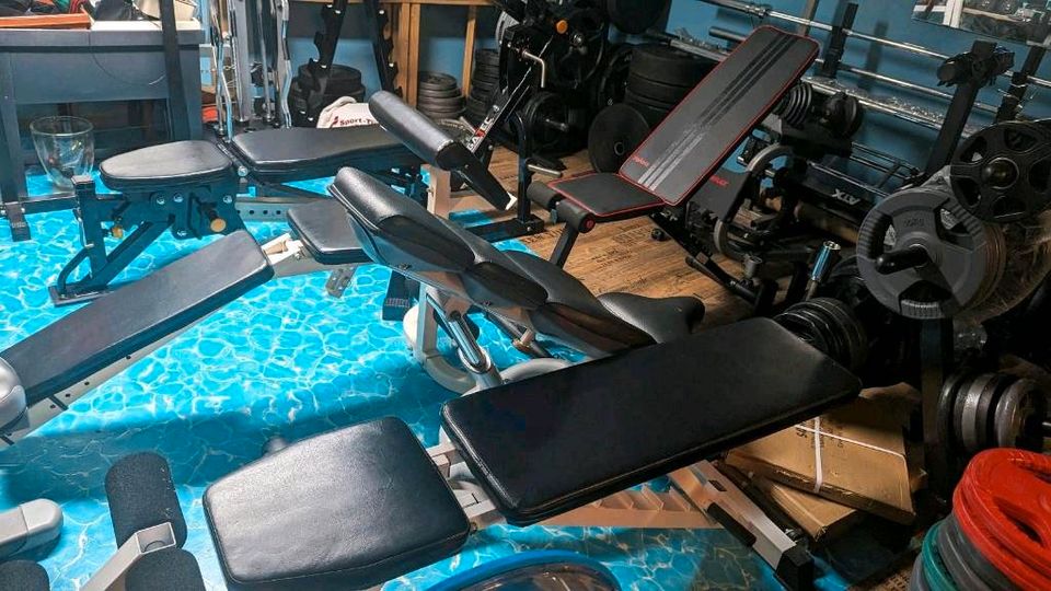 Homegym, Hantelbank kaufen Hantelscheiben Gewichte Fitnessgeräte in Langenselbold