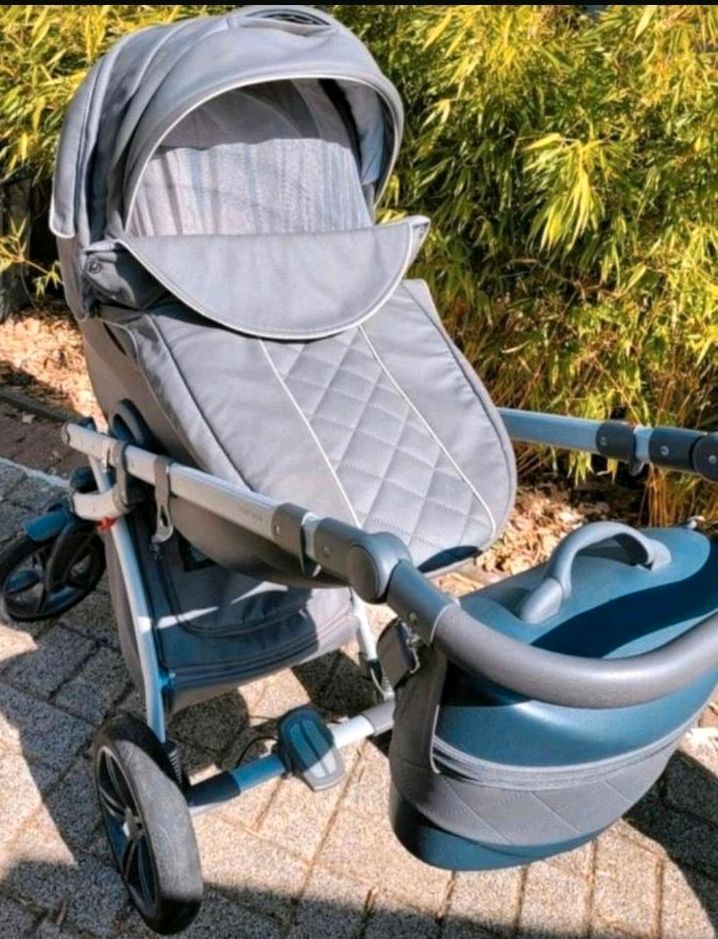 Kinderwagen/buggy mit babyschale 3in1 Knorr in Bönen