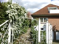 Landhaus mit Einliegerwohnung: ruhig, Blick ins Grüne, Nähe zu  Leipzig und Neuseenland Sachsen - Naunhof Vorschau