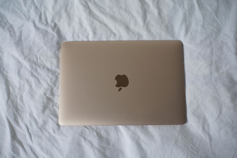 Apple Macbook 12" 2015  500GB 8GB &  booq MacBook Tasche in Horstmar