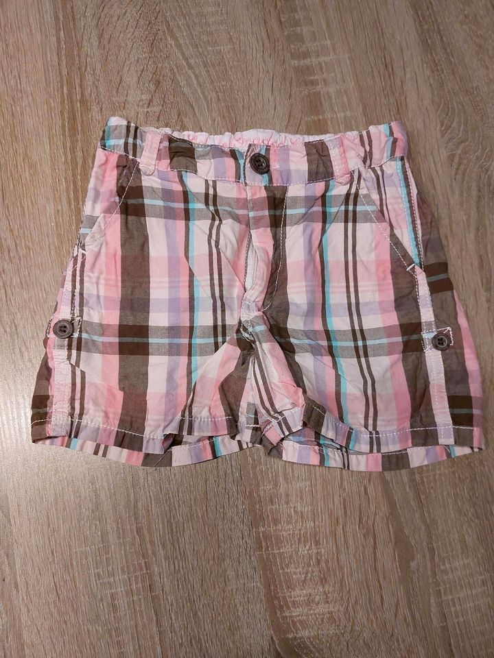 Shorts H&M 110/116 in Hamburg