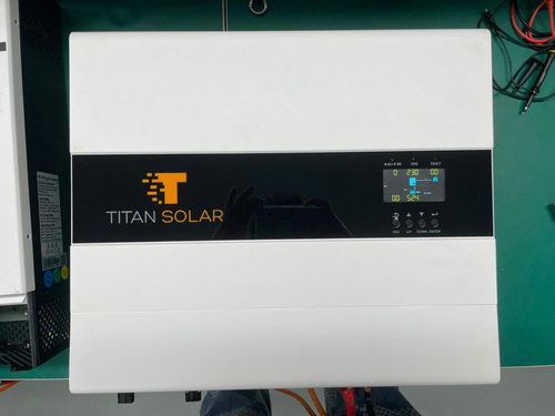 Titan Solar 6000TS+ 6kW Inverter Wechselrichter Off Grid + Wifi in Hannover
