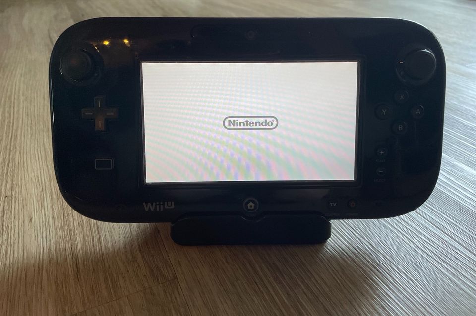 Wii u Konsole im Guten Zustand in Rheine