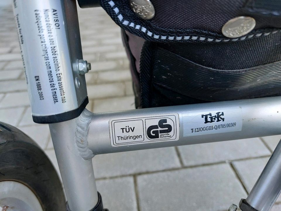 TFK Joggster III Kindersportwagen Kinderwagen Luftreifen in Poing