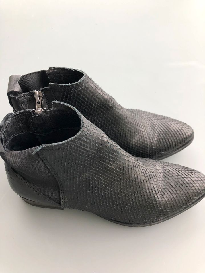 Lazamani Chelsea Boots Gr. 40 schwarz Echt Leder in Nordrhein-Westfalen -  Langenfeld | eBay Kleinanzeigen ist jetzt Kleinanzeigen