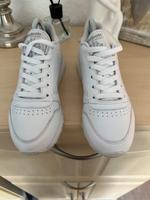 Reebok Damen Leder Sneaker weiß Gr. 38/ guter Zustand Nordrhein-Westfalen - Troisdorf Vorschau