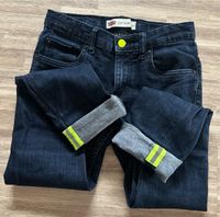 Jeans besonders Stretch blau Levi Kinder Slum Größe 152 Berlin - Pankow Vorschau