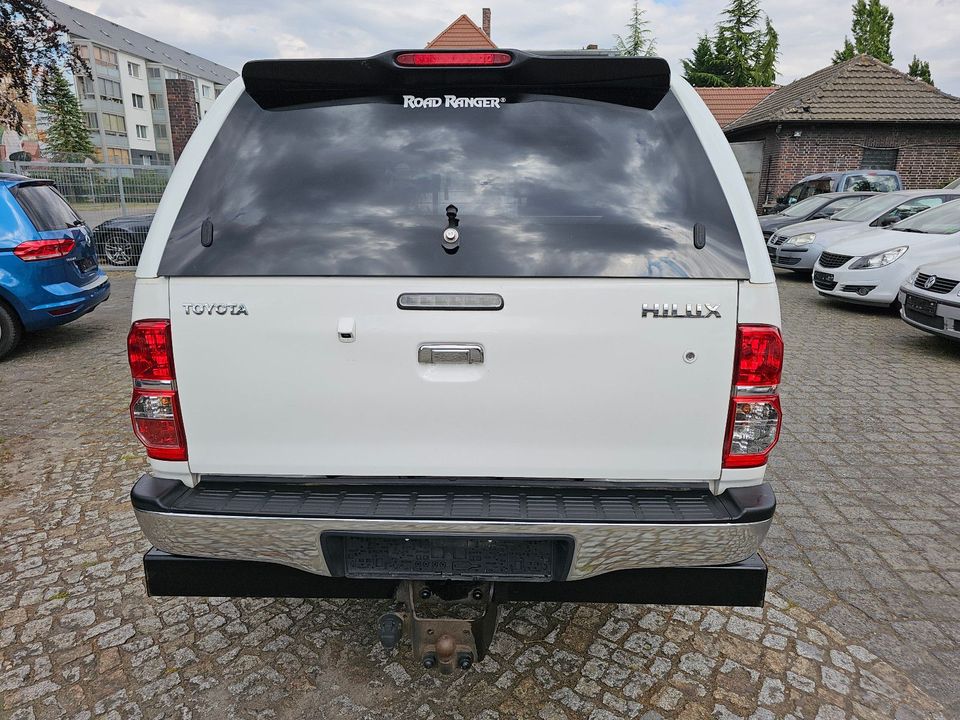 Toyota Hilux Double Cab Comfort 4x4 in Stendal